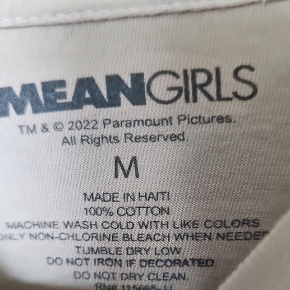Mean Girls Winter Talent Show T-Shirt in Tan NWT Medium - Picture 2 of 7